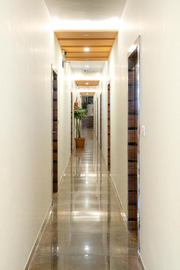 Hotel Royce Executive Near Us Consulate, Bandra Kurla Complex Mumbai Exterior photo