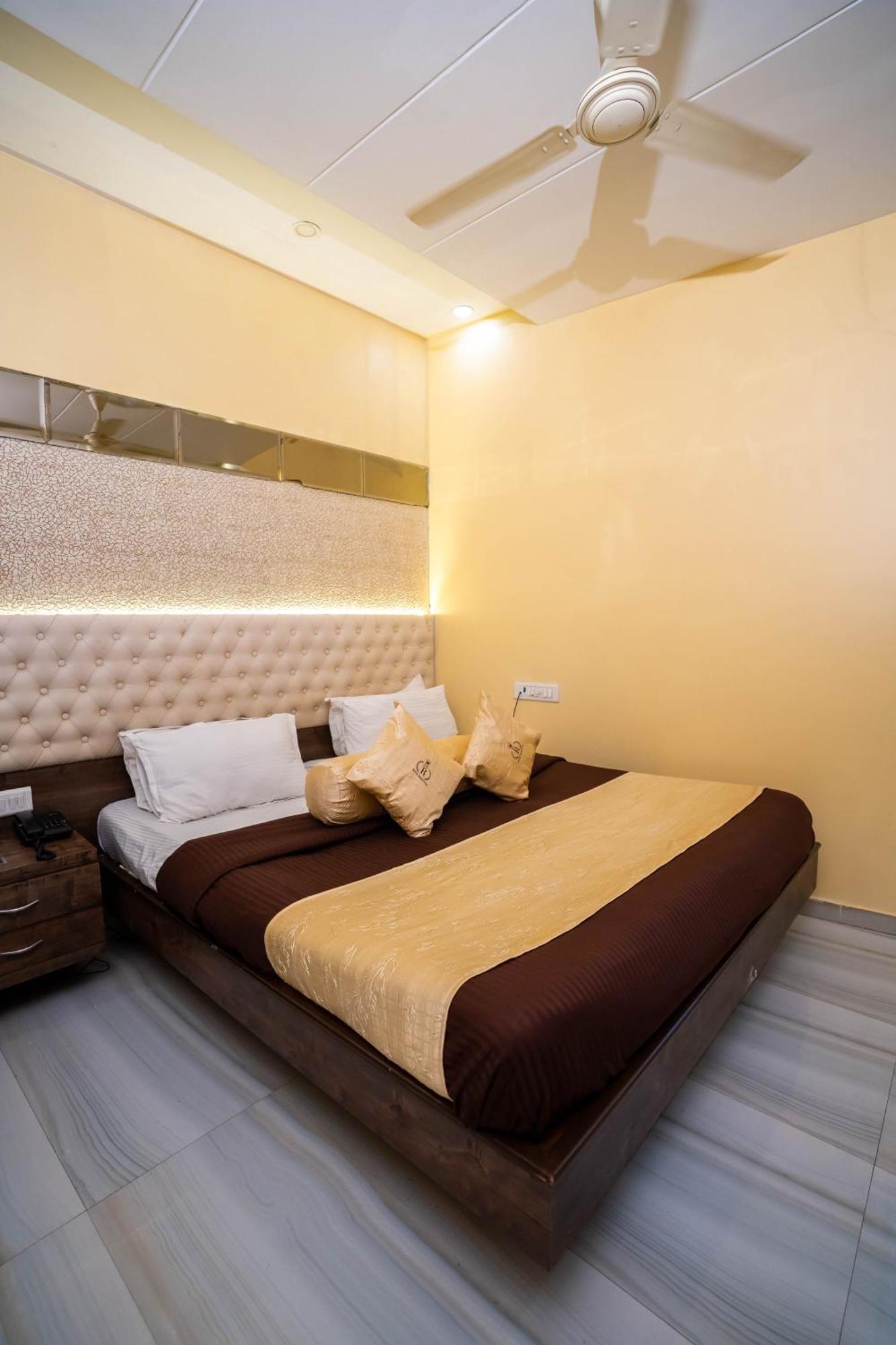 Hotel Royce Executive Near Us Consulate, Bandra Kurla Complex Mumbai Exterior photo