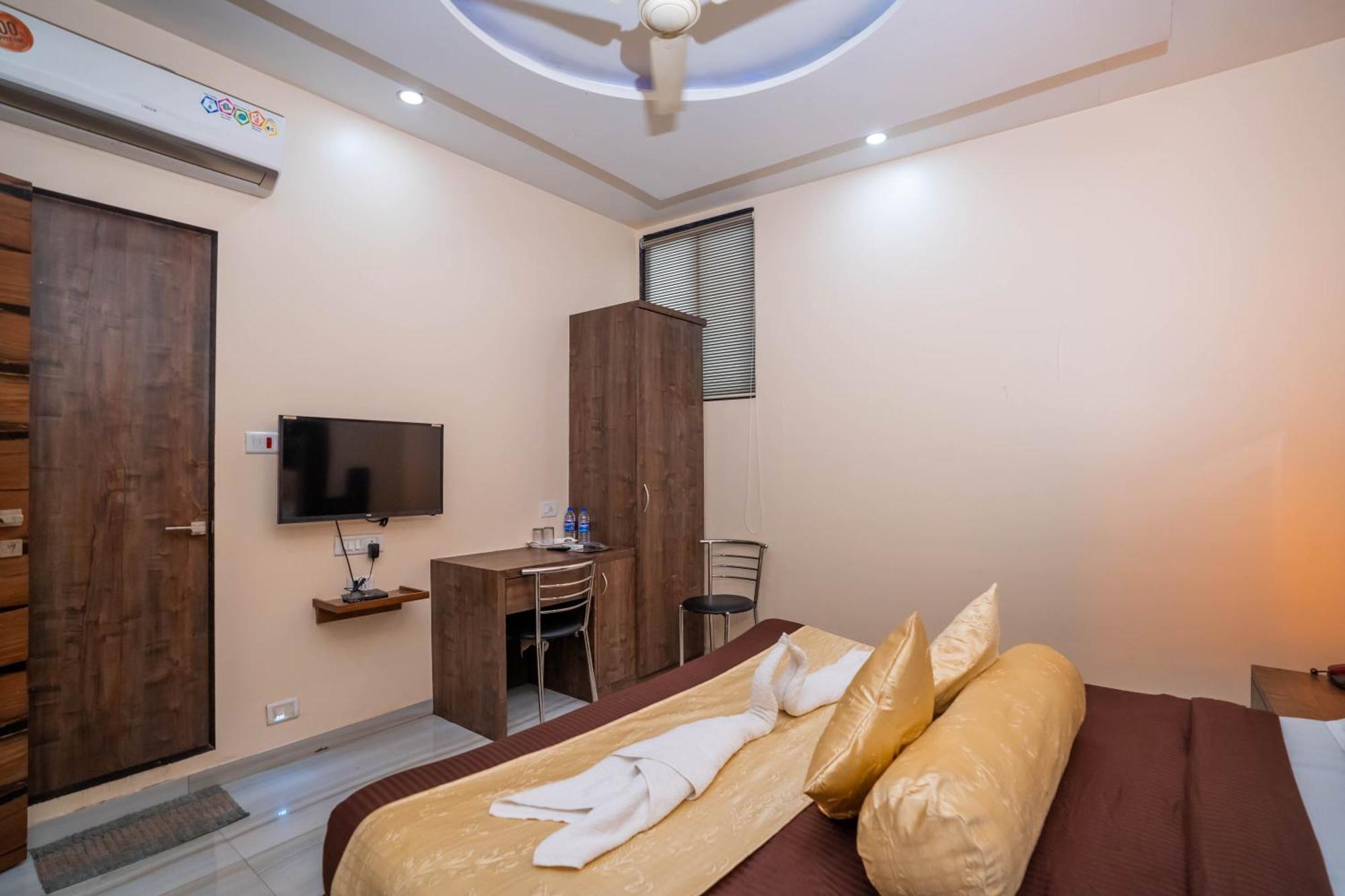 Hotel Royce Executive Near Us Consulate, Bandra Kurla Complex Mumbai Exterior photo